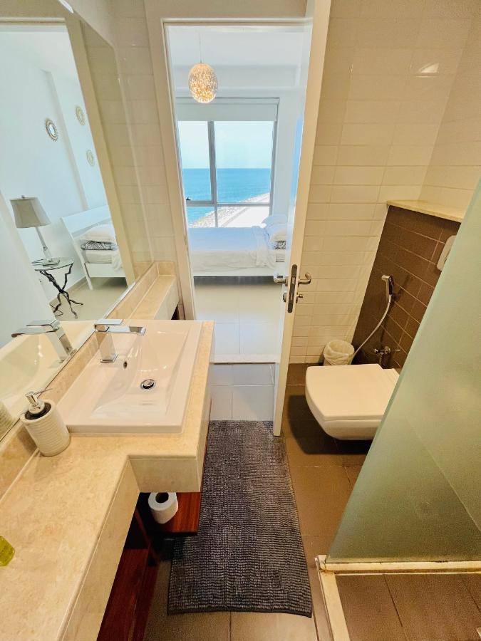 Luxurious 2 Bedroom Beachfront - Direct Seaview Ras al-Khaimah