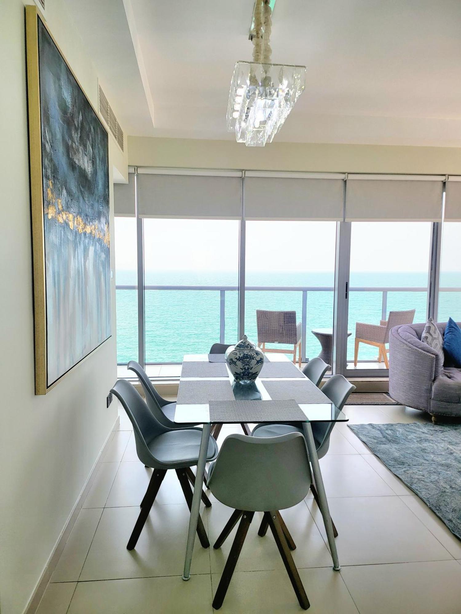 Luxurious 2 Bedroom Beachfront - Direct Seaview Ras al-Khaimah